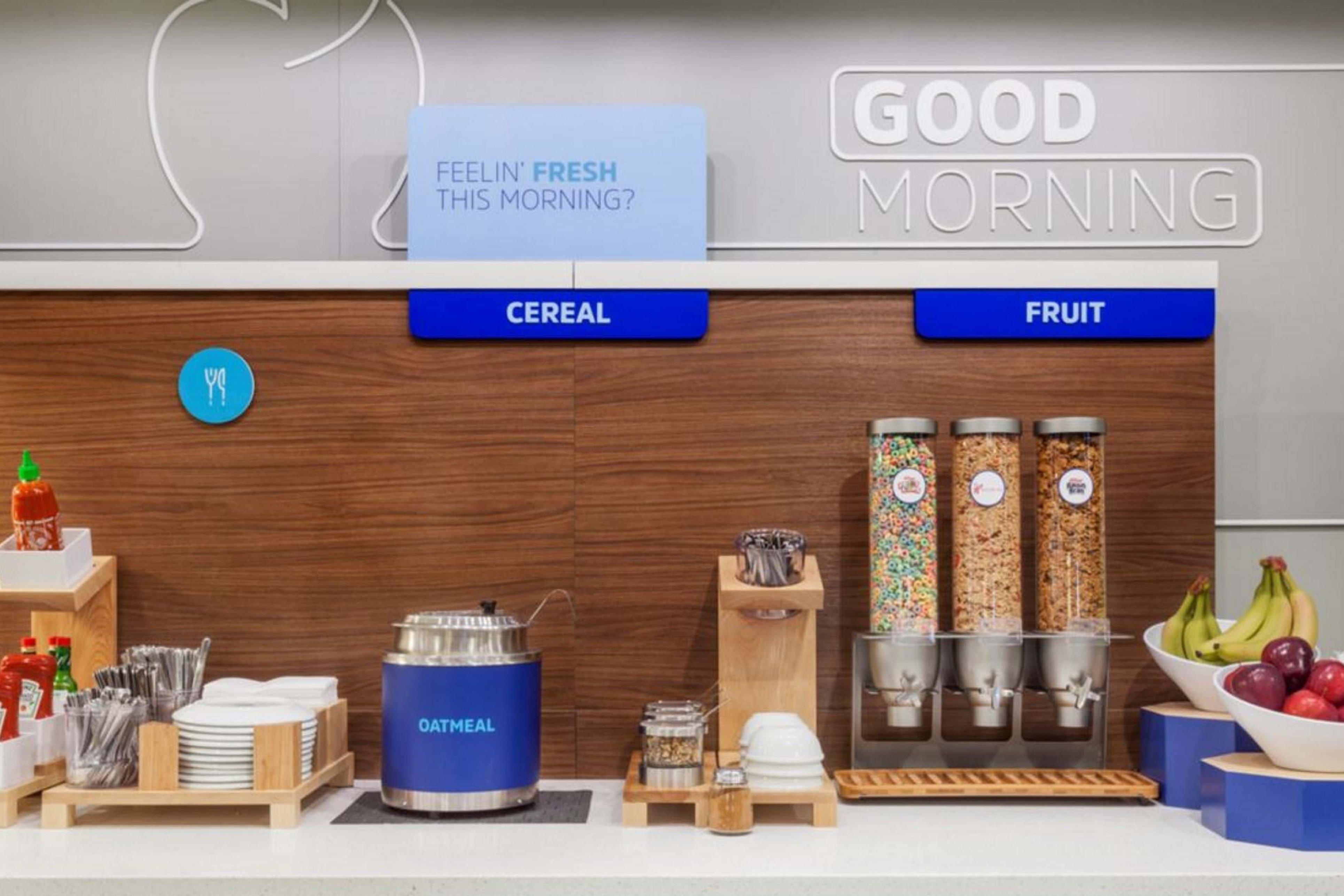 Holiday Inn Express Hotel & Suites Woodland Hills By Ihg Los Angeles Exteriér fotografie